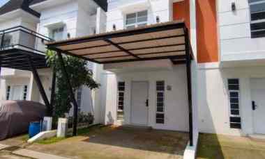 Rumah Minimalis 2 Lantai American Style di Jatiraden Bekasi