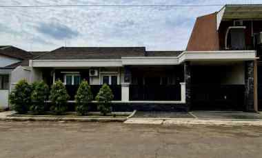dijual rumah jatiwaringin