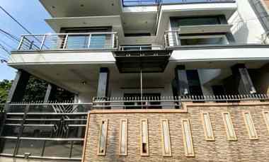 dijual rumah jatiwaringin