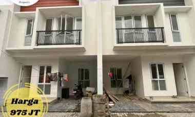 Rumah Baru Siap Huni dalam Cluster 2 Lantai di Jatiwaringin