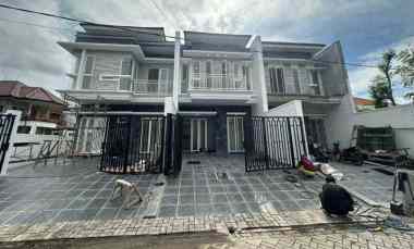 dijual rumah jemursari