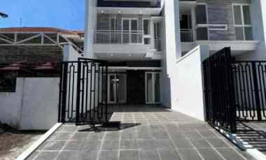 dijual rumah jemursari