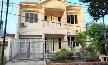 Siap Huni Rumah Lebar 10 Bonus Furniture Area Jemursari, Surabaya