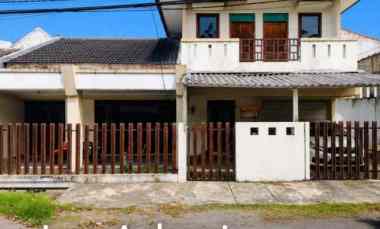 dijual rumah jemursari