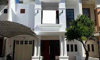 dijual rumah jemursari regency
