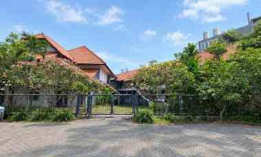 dijual rumah jemursari selatan