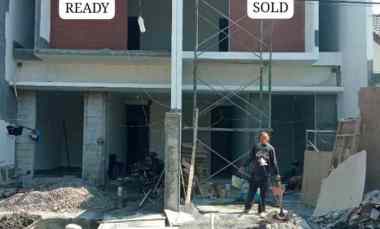 dijual rumah jemursari timur