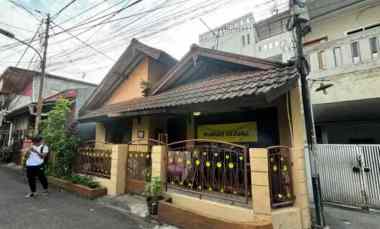 dijual rumah jl