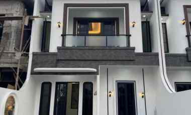 dijual rumah jl abadi