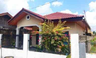 dijual rumah jl adi sucipto
