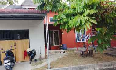 dijual rumah jl aur kuning