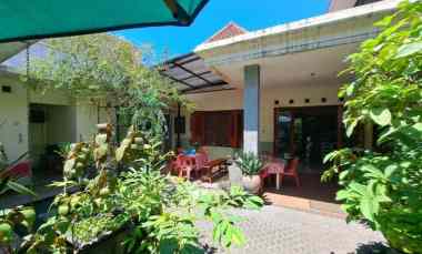 Dijual Rumah Belanda jl Bawean Pusat Kota Surabaya LT 530 SHM 19M Nego
