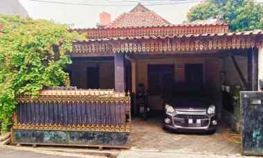 dijual rumah jl bhakti 89
