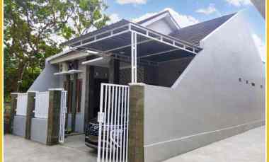 Dijual Rumah Blotan Wedomartani Utara Stadion Maguwoharjo - 5 menit Sd