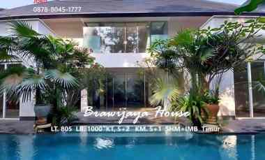 dijual rumah jl brawaijaya