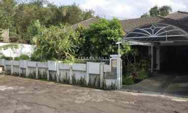 dijual rumah jl budi luhur gegerkalong