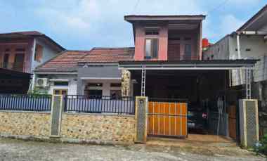 dijual rumah jl bukit barisan