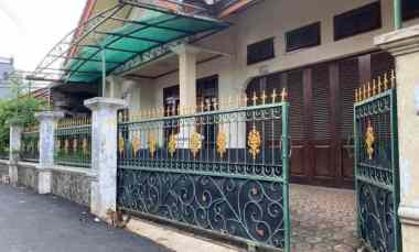 dijual rumah jl bungur 6 no 5 kelurahan
