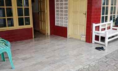 dijual rumah jl cemara