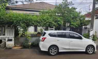 dijual rumah jl cempaka putih tengah
