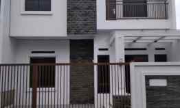 Rumah Baru 2 Lantai dalam Cluster di Cibubur Jakarta Timur