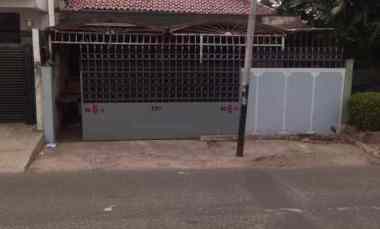 dijual rumah jl cidodol raya no 6 rt rw