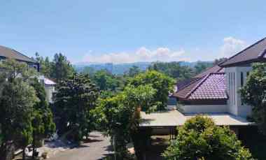 Rumah Cantik Cigadung Raya Bandung Lt 119m, Shm On Hand, Lingkunga