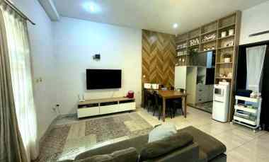 dijual rumah jl cijagra