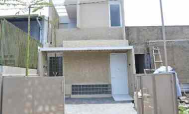 dijual rumah jl cisaranten