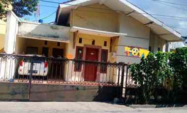 dijual rumah jl cisaranten baru
