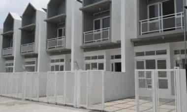 dijual rumah jl cisaranten kulon