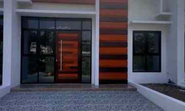 dijual rumah jl citeureup sindangpanon