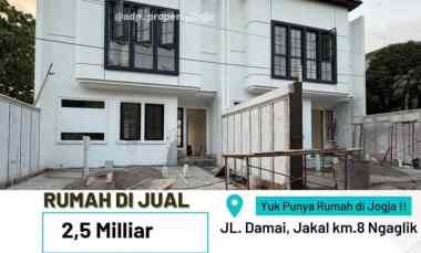 Rumah Mewah Siap Huni di Jalan Damai dekat Jakal km 8 Ngaglik Sleman