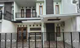 Dijual Rumah Cantik 2 Lantai Murah Lokasi di jl Damai Sleman Yogya
