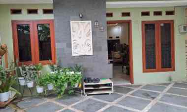 dijual rumah jl duren sawit baru