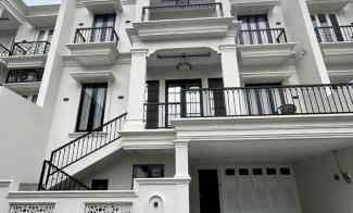 Hunian Exclusive di Jalan Raya Durian Jagakarsa Jakarta Selatan