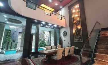 dijual rumah jl duta indah
