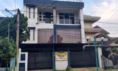 dijual rumah jl gading utama barat no