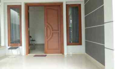 dijual rumah jl gaharu