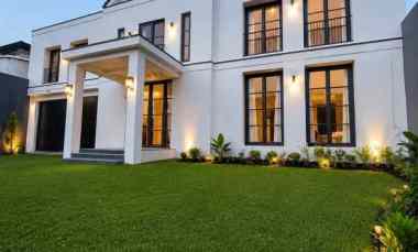 dijual rumah jl gaharu cilandak barat
