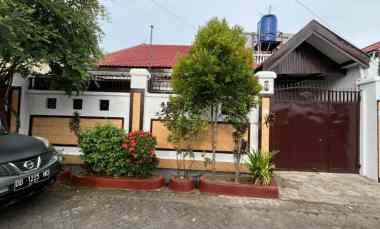 dijual rumah jl gatot subroto