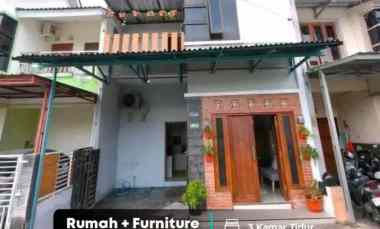 Rumah 2 Lantai Free Furniture 2,5 km ke jl. Gedongkuning, Kota Jogja
