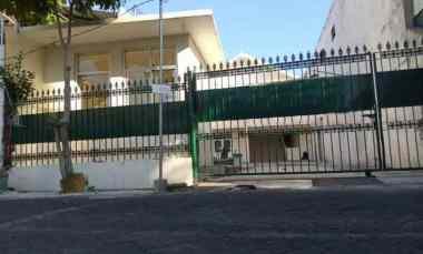 dijual rumah jl gubeng kertajaya