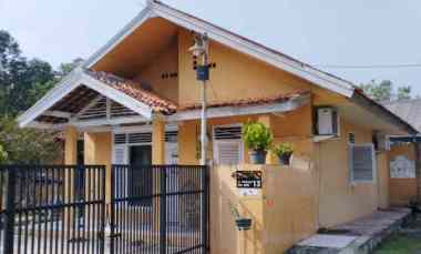 dijual rumah jl h een cilodong depok