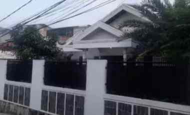 dijual rumah jl h moong kalisari pasar