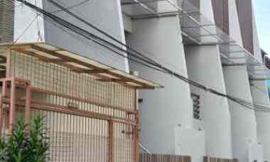 Rumah Baru 4 Lantai di jl Hadiah, Jelambar, Jakarta Barat