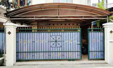 dijual rumah jl idi adiadimadja kel