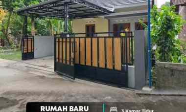 dijual rumah jl imogiri timur