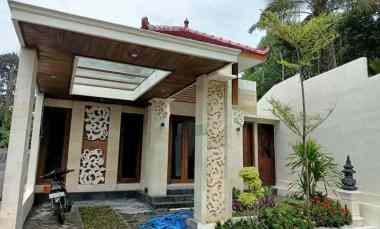 dijual rumah jl indraprasta