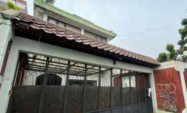 dijual rumah jl jagakarsa 1